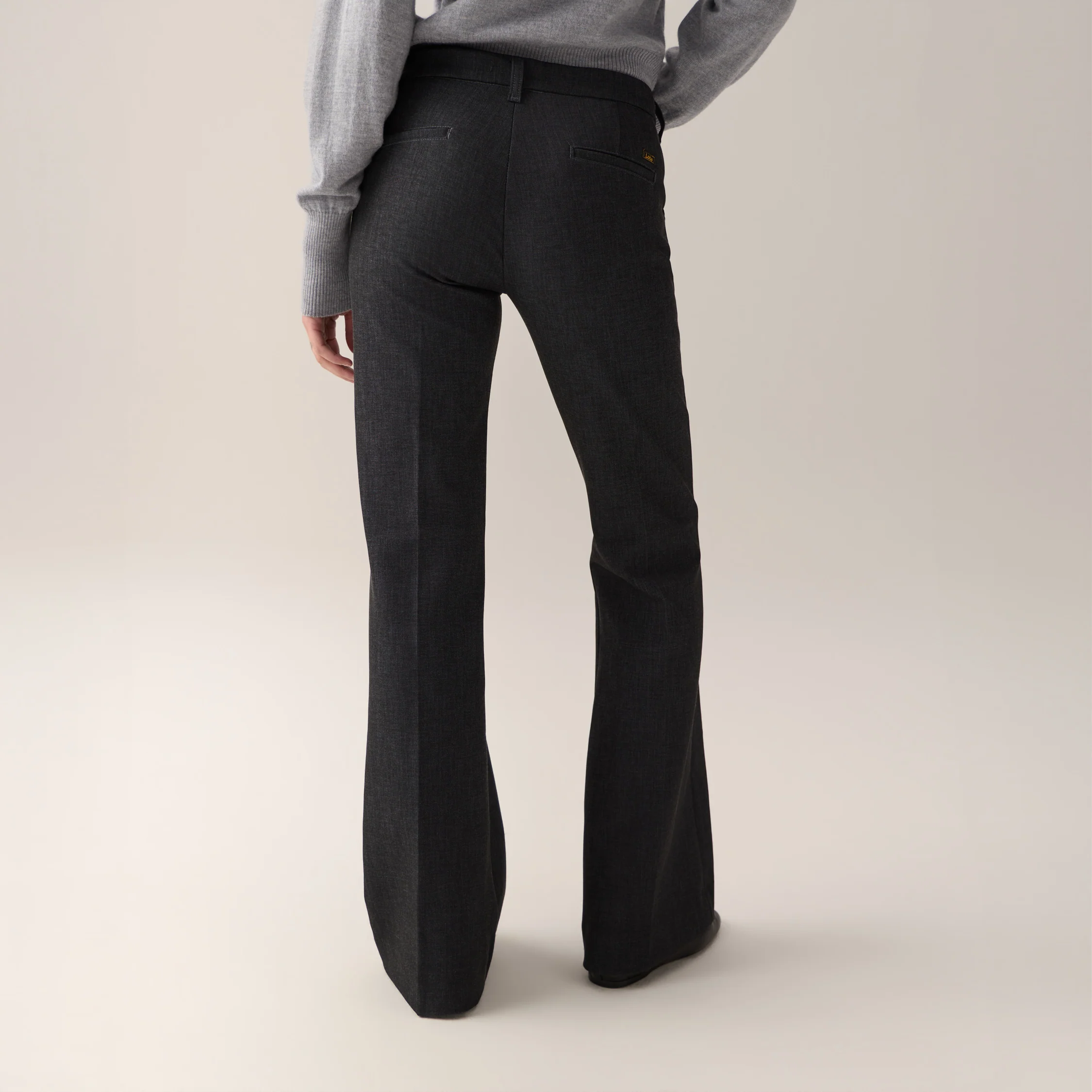 Silvia Suple - Image 3