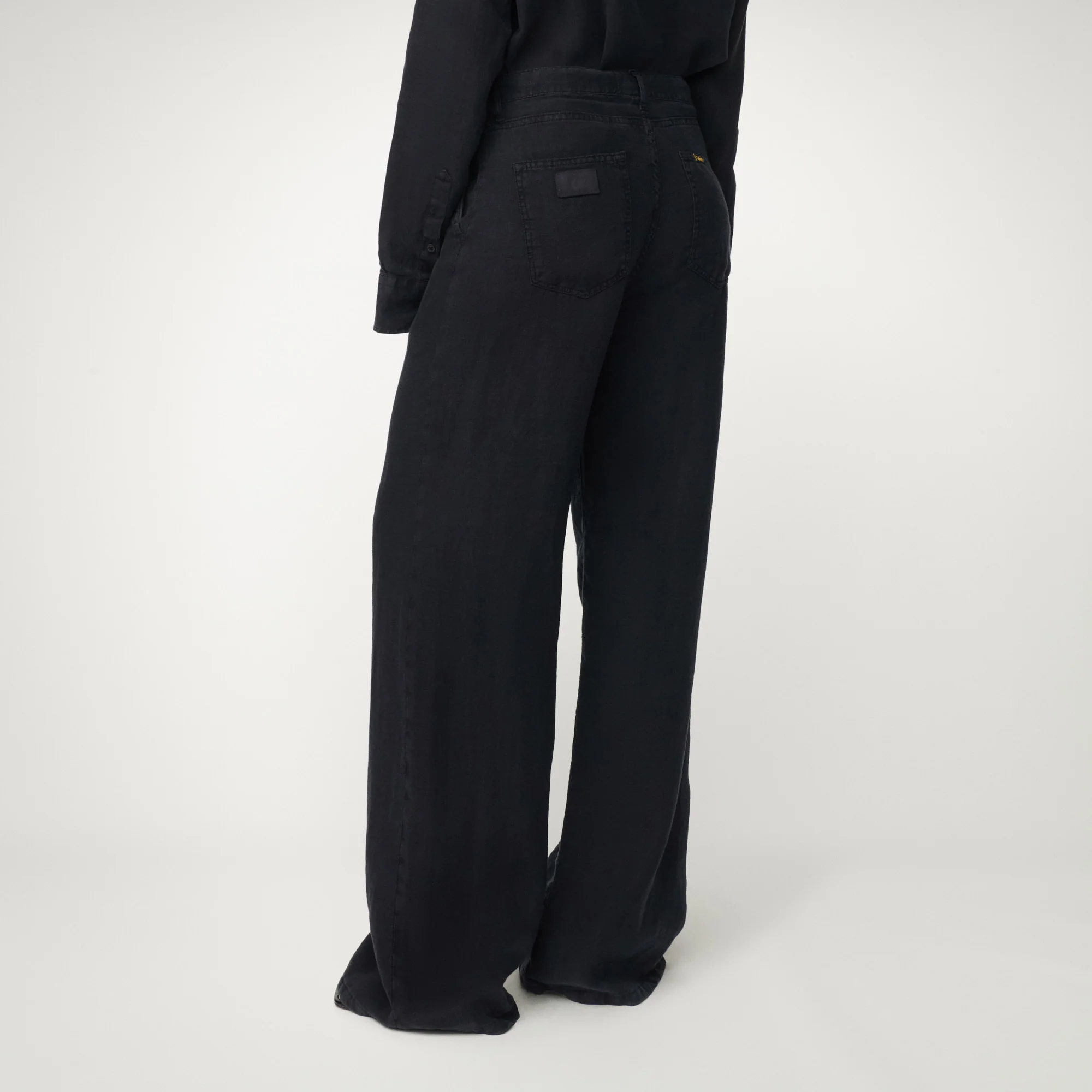 Skater Pleats - Image 3
