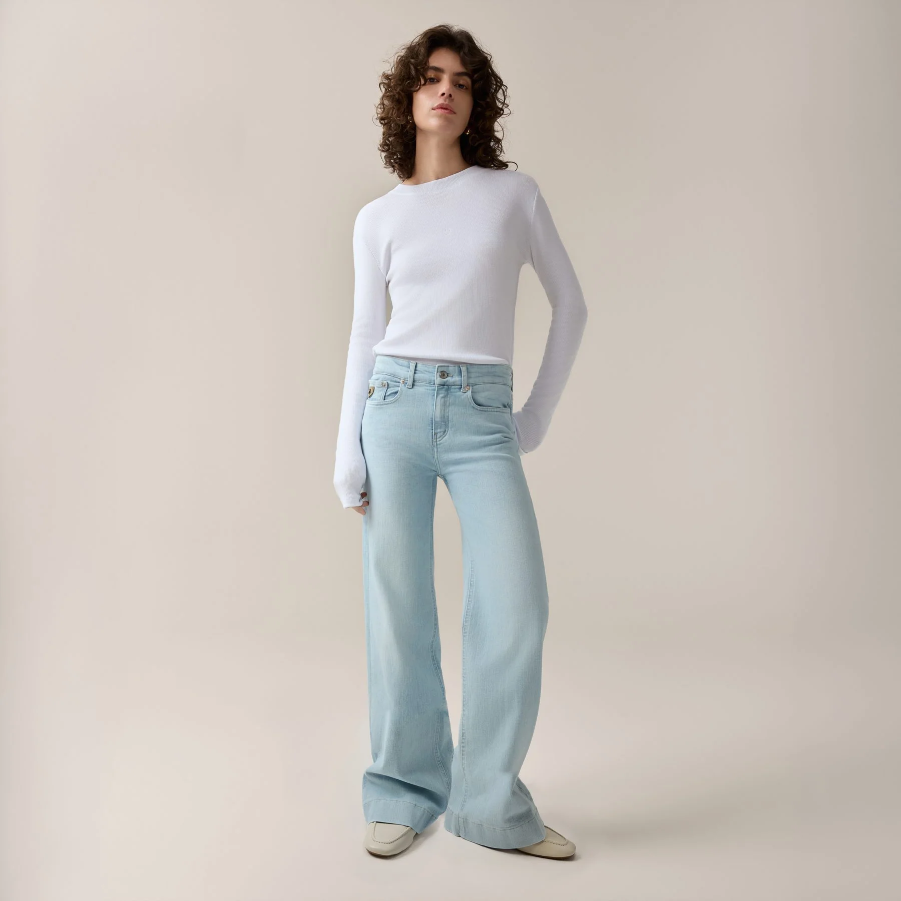 Lorna - Image 2