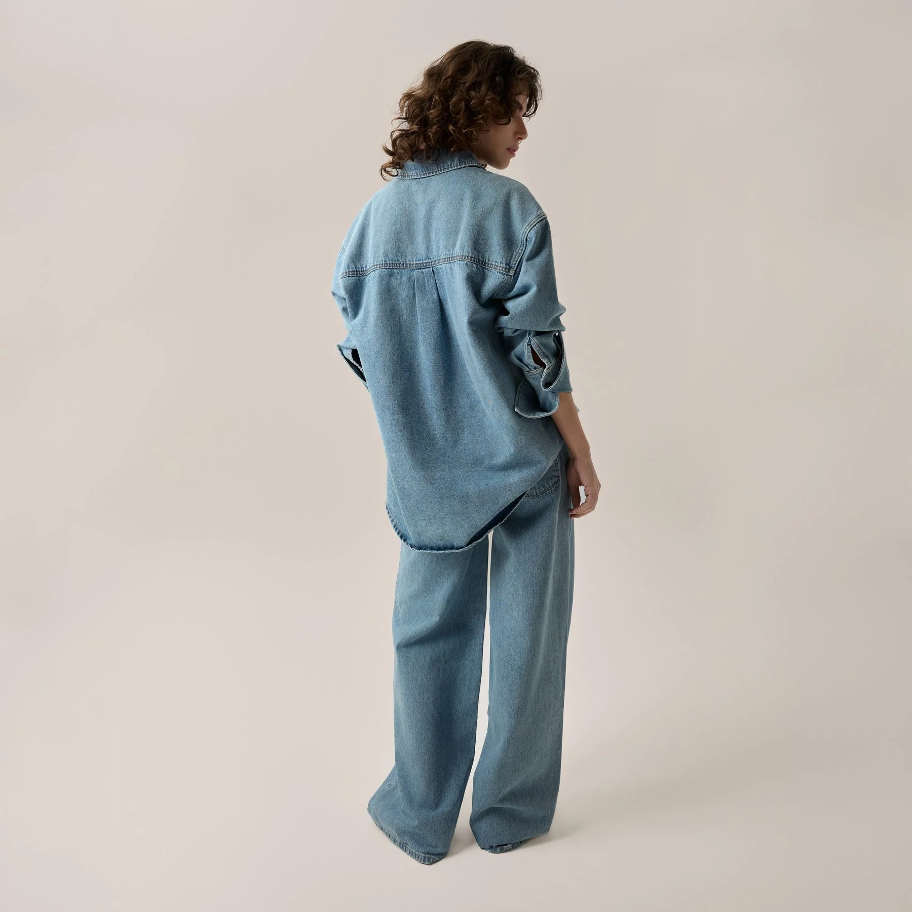 Lily - Image 4