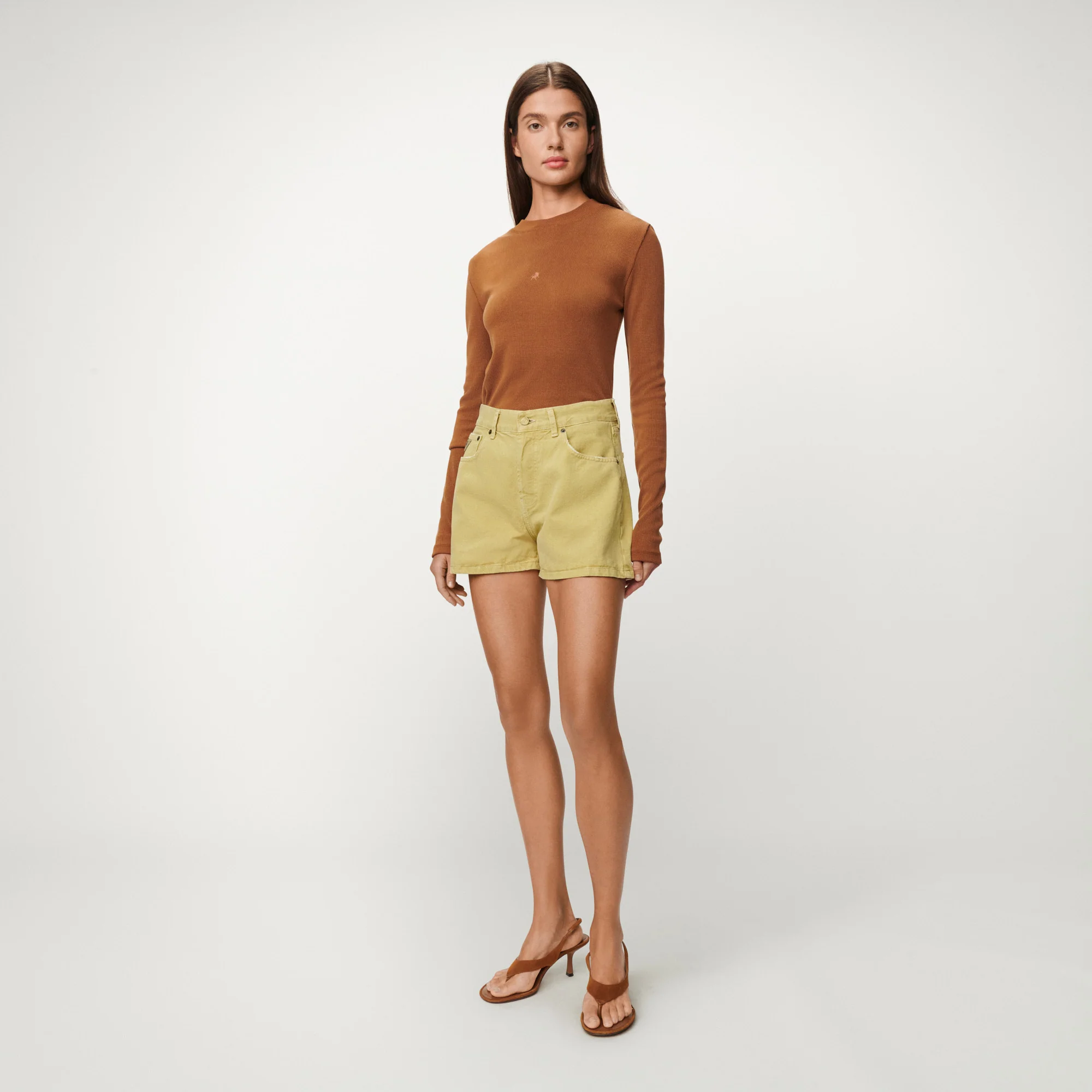 Lauren - Image 5